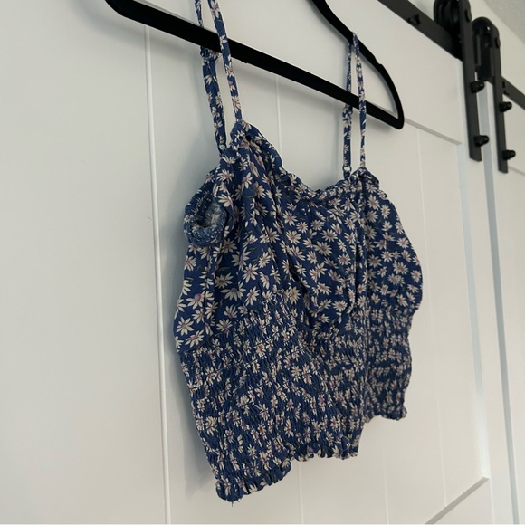 🐧2/$15 American Eagle Floral Ruched Tank Top - Picture 2 of 3